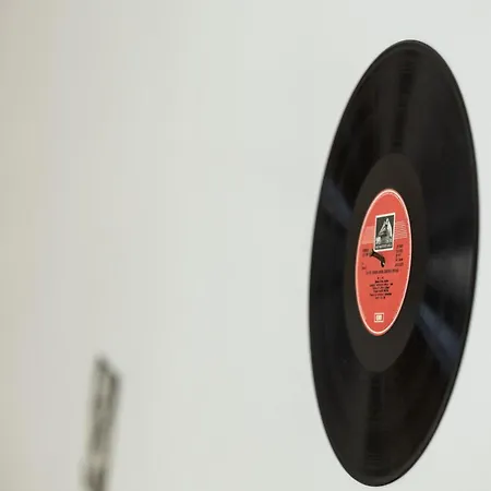 Family Friendly In The Center Apartment *